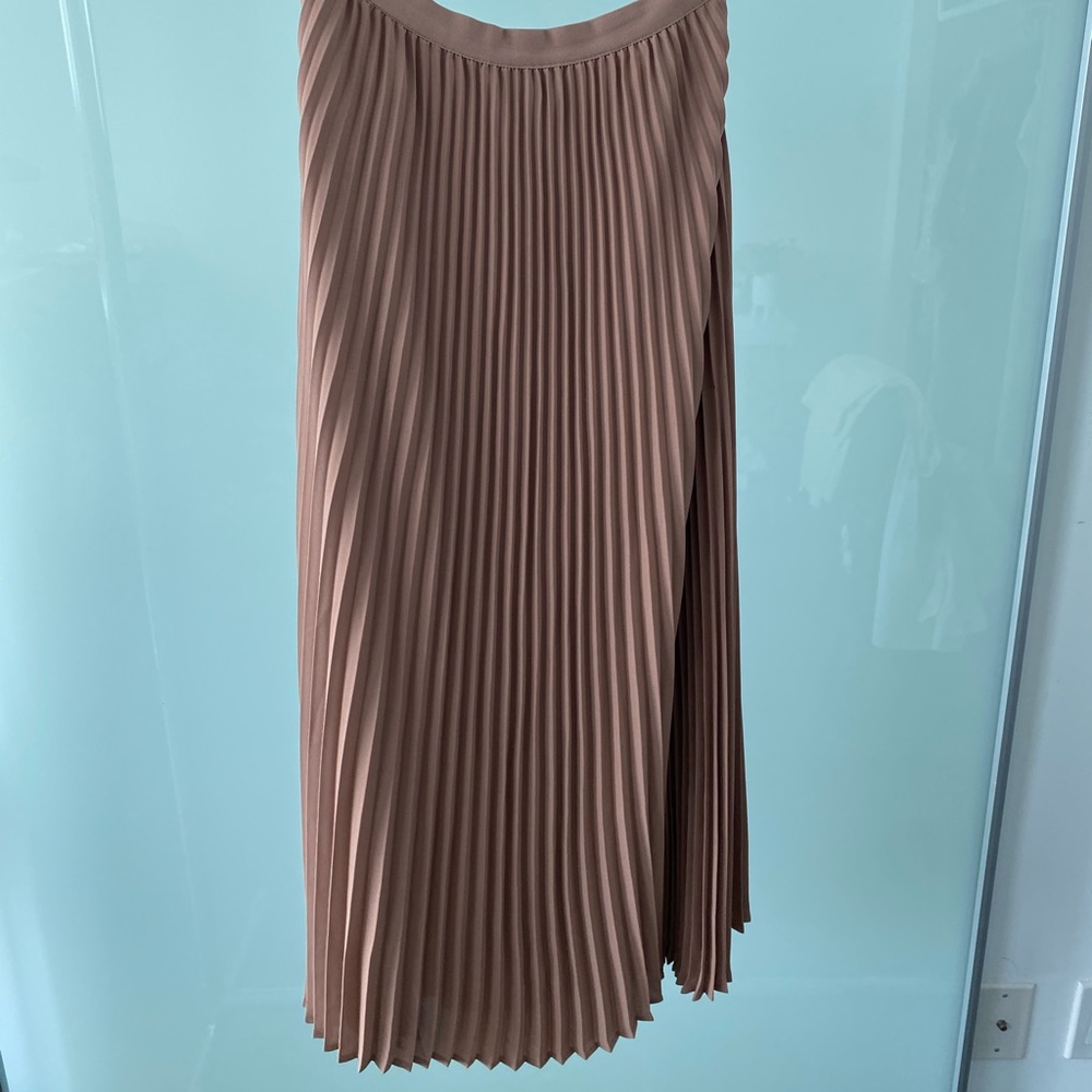 Babaton silk pleated skirt